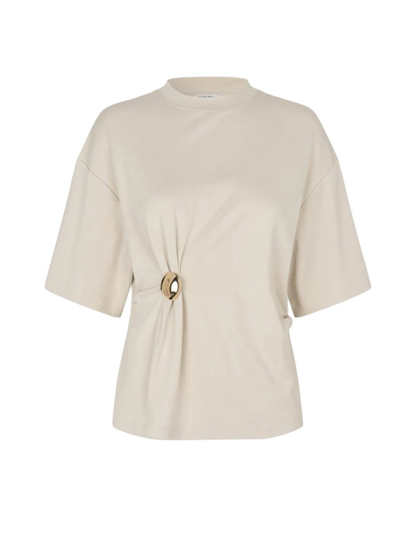 Second Female ENORA BROOCH TEE