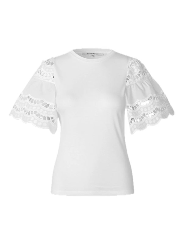 Second Female LAWRA TEE