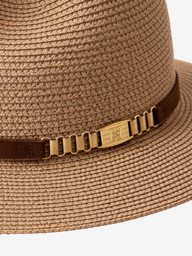 Nikkie Quesandra Hat