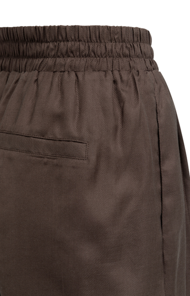 Yaya Short met hoge taille